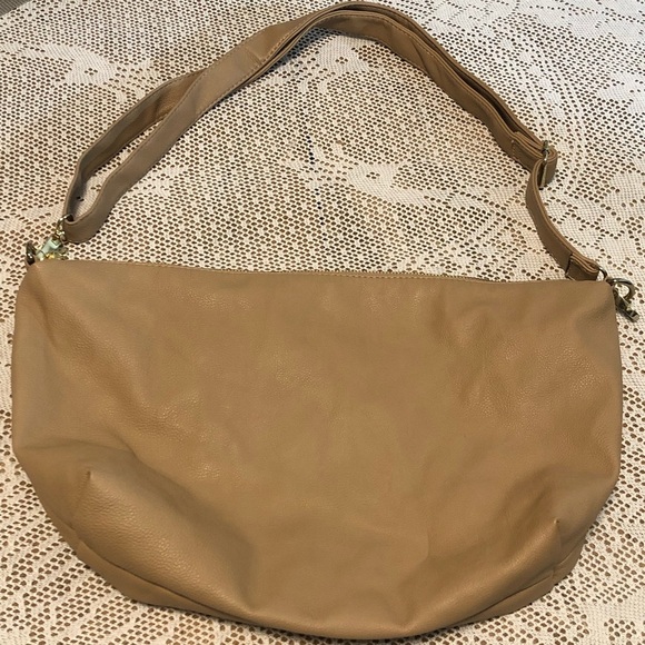 Steve Madden | Beige lightweight bag NWOT - Picture 2 of 4